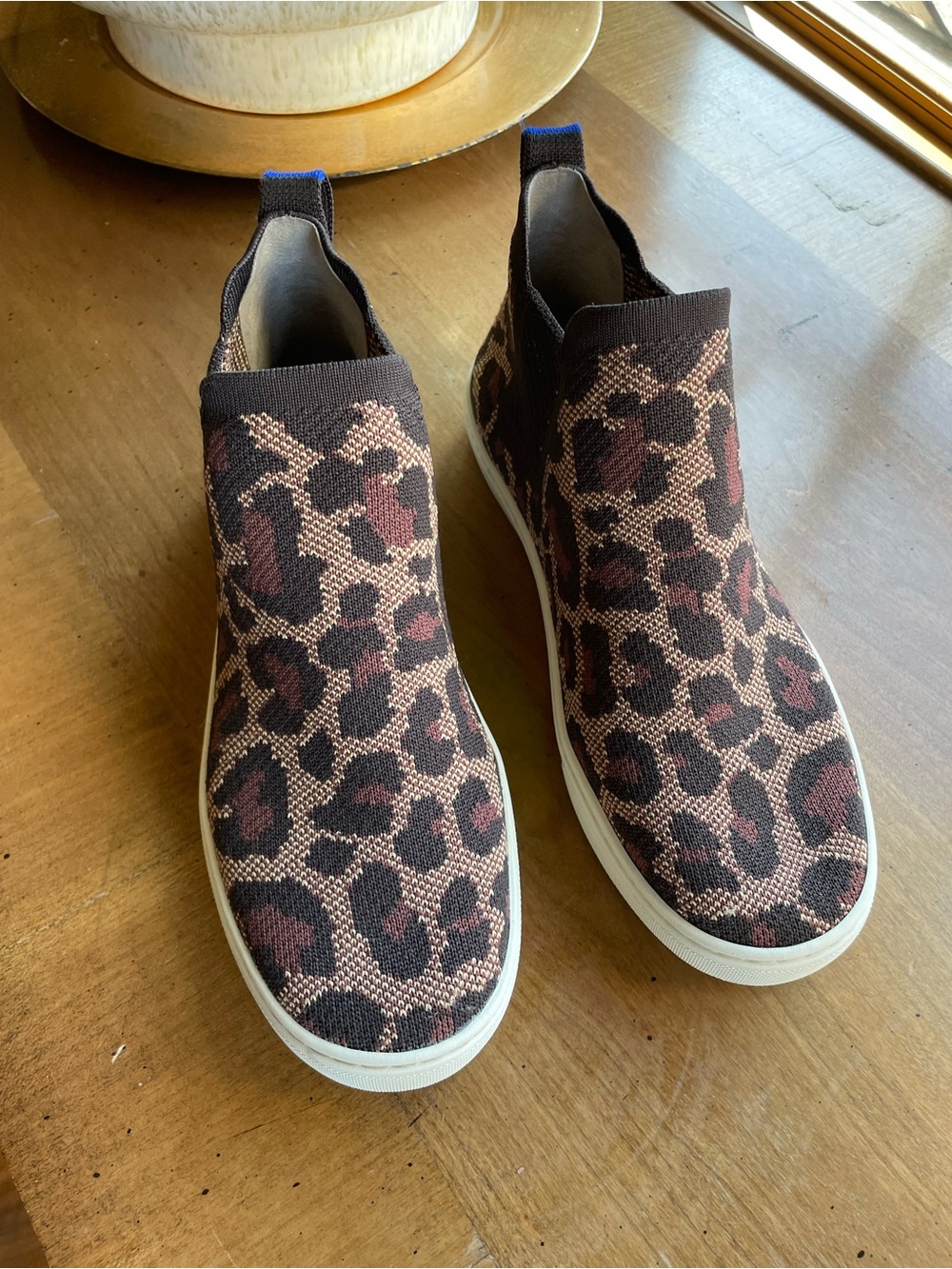Rothy's Chelsea Wildcat Slip-On Sneakers Ankle Booties Leopard Print size 7.5